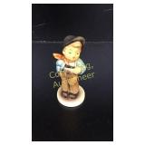 Hummel Goebel Lucky Fellow Hum 560 3 5/8" t