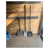 Long Handle Shovels