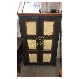 Wood Pie Cabinet