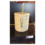 No 6 Blue Ribbon Crock