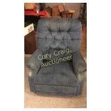 Lazy Boy Rocker Recliner MUST HAVE HELP TO LOAD