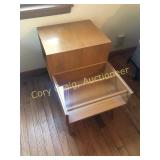 Mid century step end table, NICE!