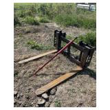 Pallet forks/ bale stinger combo