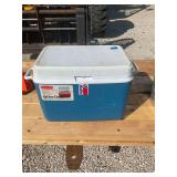 Rubbermid Cooler