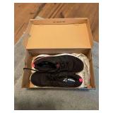 Ladies Shoes ￼9 1/2