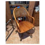 Shin-Lee Oak Swivel Office Chair with Cane Back
