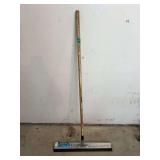 Unger 24' Aquadozer Max Smooth Surface Squeegee