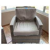 Wicker Patio Chair with Cushion