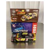 Action Collectibles 2001 Dale Jarrett #88 UPS Ford Taurus 1:24 Scale Stock Car