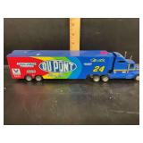 Jeff Gordon DuPont Racing Team Diecast Semi-Truck Model
