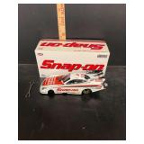 Auto World 1:24 Scale 2011 Cruz Pedregon Snap-on Toyota NHRA Funny Car Diecast