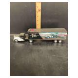 Curtis Crawfish Crider 1930-Present Diecast Semi Truck Model Ertl