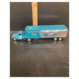 Glenn Fireball Roberts Commemorative Diecast Semi Truck Ertl