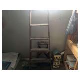 Wooden Step Ladder