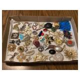 Assorted Collection of Fashion Brooches and Pins