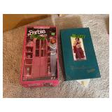 Mattel Barbie Sweet Roses 3-Piece Wall Unit and Victorian Elegance Barbie Doll