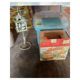 Sunbeam The Great American Popcorn Machine and Decorative Metal Lantern