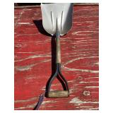 Aluminum Scoop Shovel with D-Grip Handle