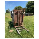 Livestock Squeeze Chute