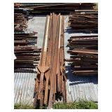 Assorted Metal T-Post, (25)