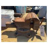 Burke 160 Swivel Base Bench Vise