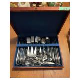 Oneida Community Stainless Flatware Set with Wooden Storage Chest