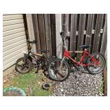 Lot of Two BMX Bicycles Including Pinnacle Prowler and Team Murray Super Charged
