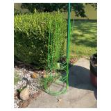 Green Wire Tomato Cage Garden Plant Support