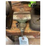 Heavy Duty Swivel Base Bench Vise
