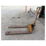 Pallet jack
