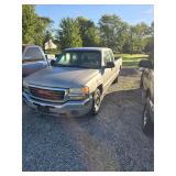 2004  GMC  Sierra Truck