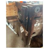 Heavy Duty Wooden Workbench with Integrated Vise Mechanism