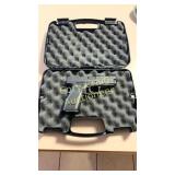 Springfield Armory 9MM
SA-XD W/Clip &