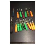 Socket wrenches and screwdriver