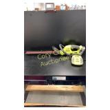 Ryobi Hedge Trimmer Lithium 18v Battery and