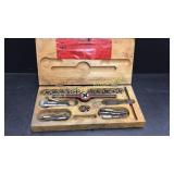 Tap and die set