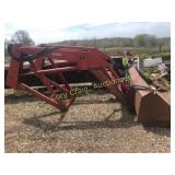 IH 2250 Loader