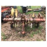 IH 4 Row 3pt. "Sweet Corn" Cultivator