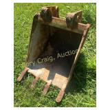 24" Backhoe Bucket,