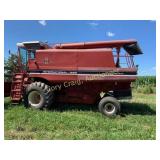 IH 1440 Axial-Flow Combine, 28L-26 Front Tires,