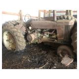 John Deere 620 Tractor,