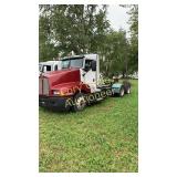 2005 Kenworth T600 Semi Truck