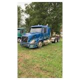 2006 Volvo VNL Semi Truck