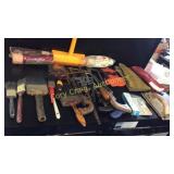 Assorted paint brushes, Assorted hand saws, p