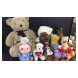 Stuffed animal lot