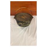 Cast Iron Dutch Oven