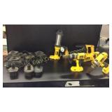 Dewalt 3 batteries, 4 chargers, 2 Flashlights,