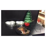 Cake pans, Christmas decorative cookie plate,