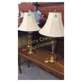 2 brass table lamps