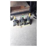 (3) Car jacks